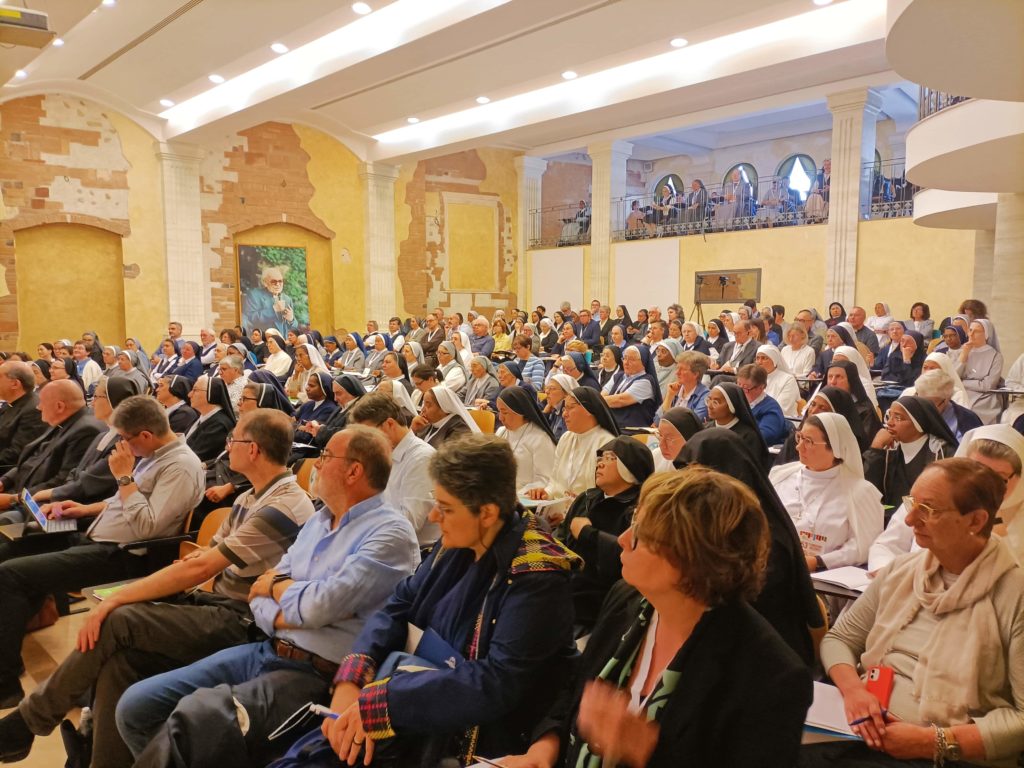 Fotografia del pubblico al Convegno Nazionale CNEC 2024